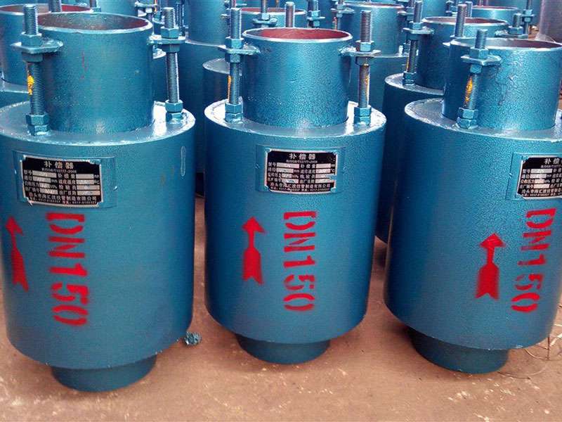 DN150直（zhí）埋補償器